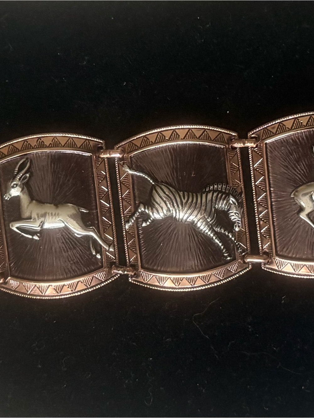 Vintage rare Valia S Africa Safari Motif Two-Tone Bracelet in Brown and Brass